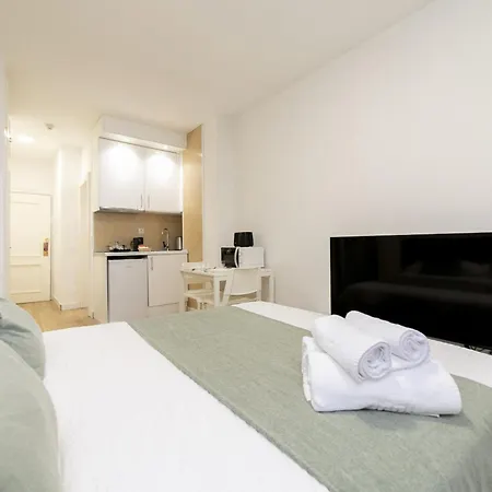 Luxury XV - Ferga Suites-2